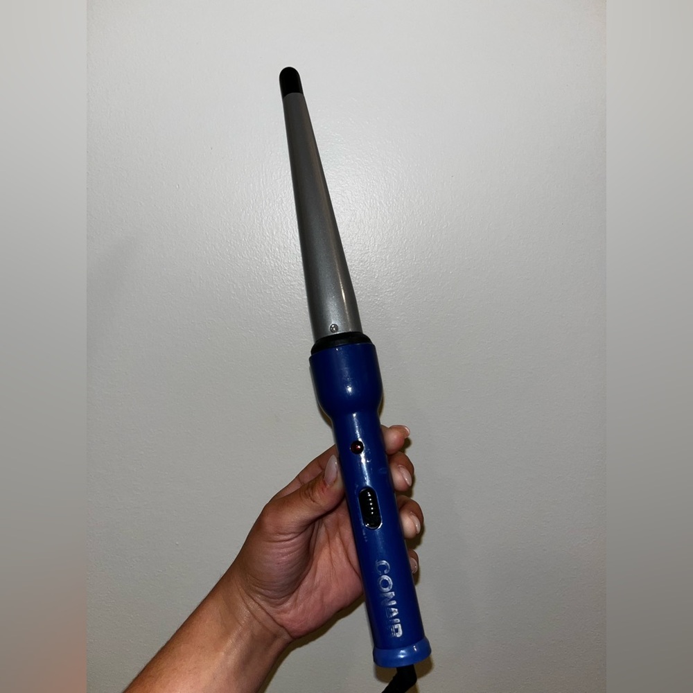 CONAIR curling wand